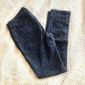 Romeo + Juliet Couture dark wash patterned jeans